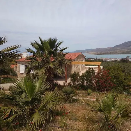 Hébergement de vacances House With Unique View Élaphonèse